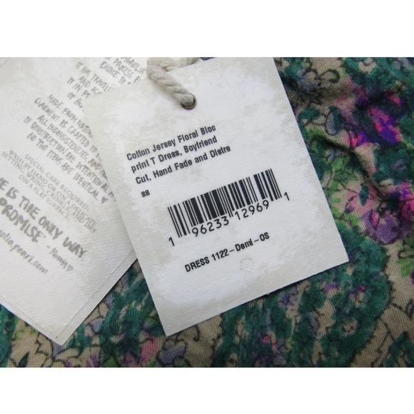 Magnolia Pearl Floral Blockprint Tee Dress, Demi OS - Picture 10 of 11